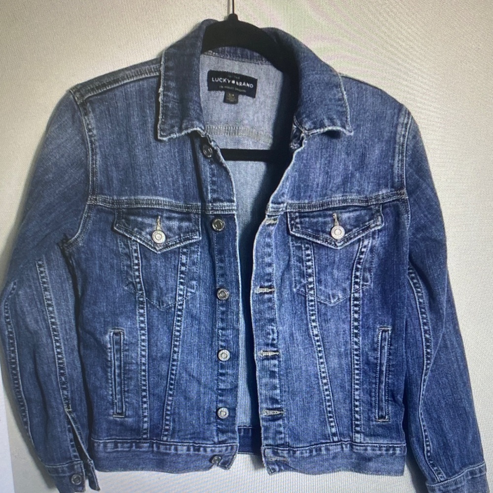 Lucky Brand Medium Blue Denim Trucker Jacket